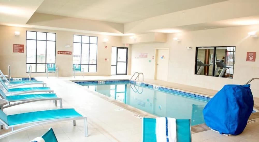 TownePlace Suites by Marriott Ames - photo 47