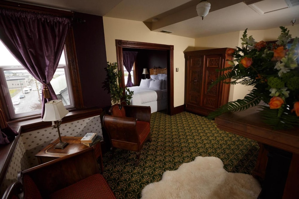The Inn at 2nd & C - photo 13