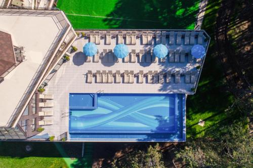 Villa Dea & Villa Ina Villas & SPA Park in Velingrad by Flat Mаnager — 4-Star Luxury Hotel in Velingrad, Bulgaria
