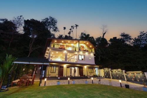 The Cozy Winterfell - carbon neutral hotel in Munnar