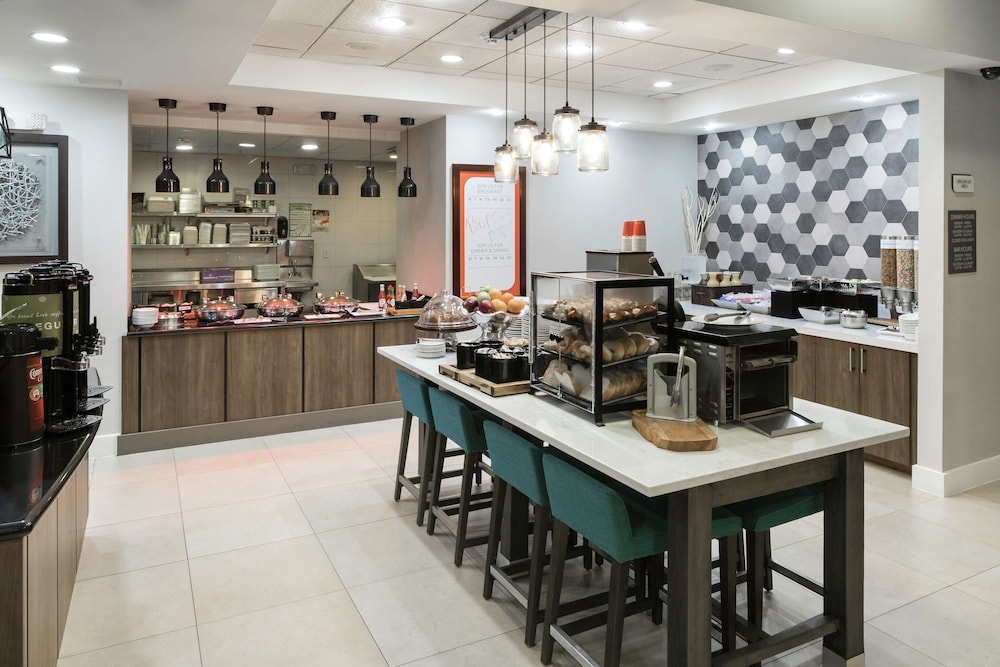 Hilton Garden Inn DFW North Grapevine - photo 31