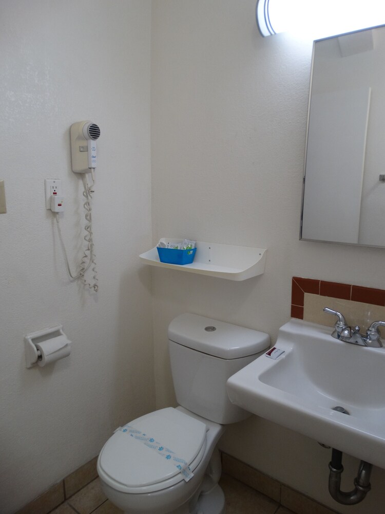 Santa Fe Motel - photo 16