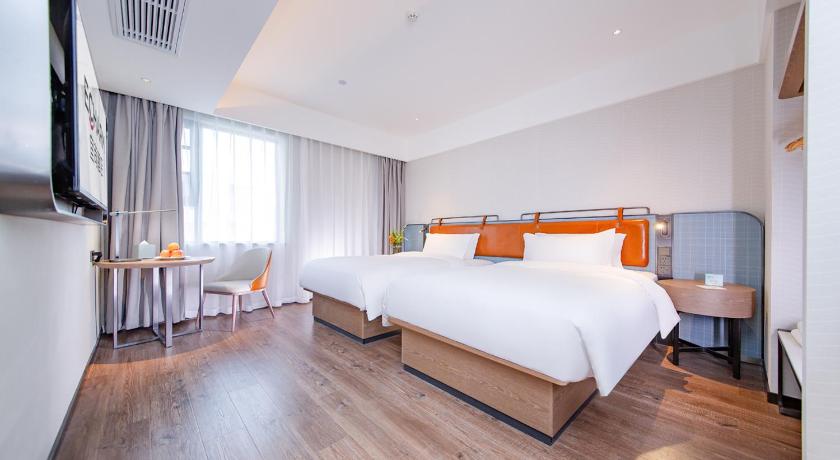 Echarm Hotel Xiaogan Yingcheng Stadium Store in Yingcheng, People's Republic of China