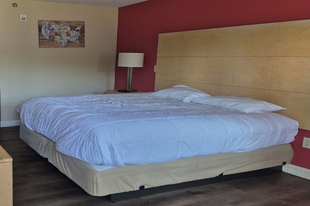 General Bragg Inn & Suites Chickamauga - photo 20
