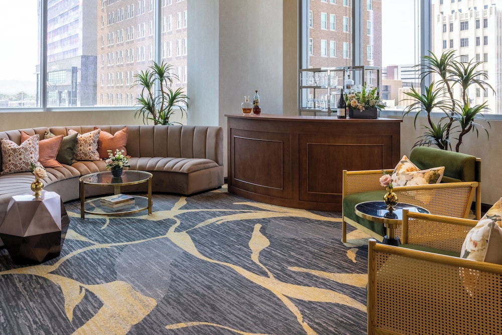Kimpton Hotel Palomar Phoenix Cityscape by IHG - photo 146