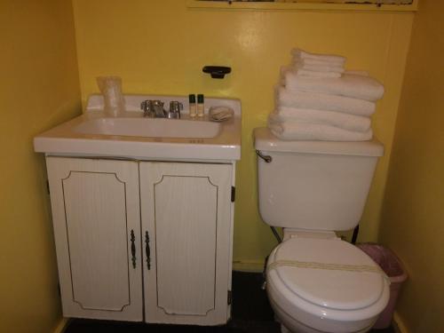 The New Oceanic Inn - photo 10