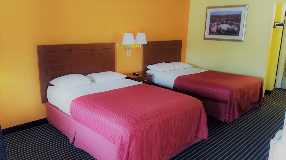 Roadway Inn - photo 7