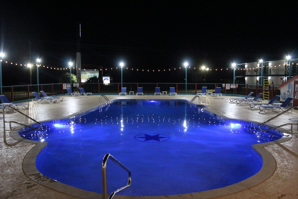 Crystal Palace Resort - photo 25
