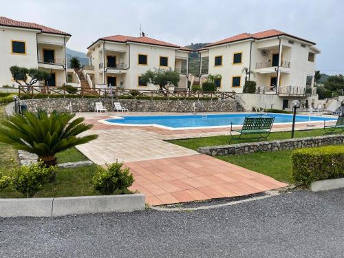 Ohana Holiday — hotel in San Nicola Arcella