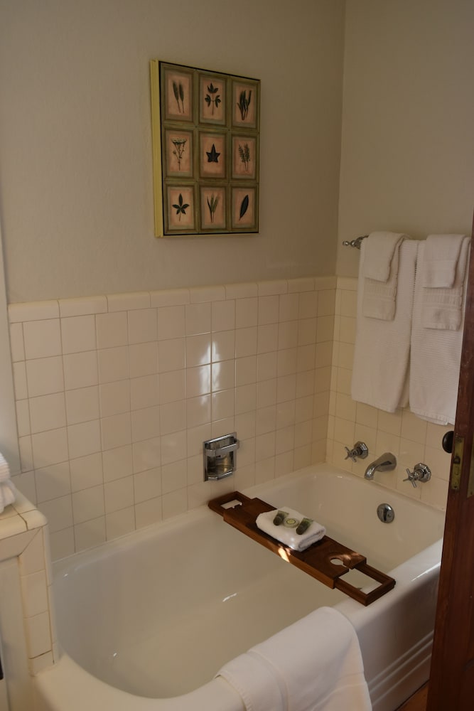 Warm Springs Inn & Winery - photo 50