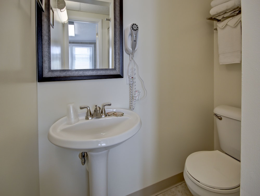 The Wellington Hotel & Suites Oceanblock - photo 50