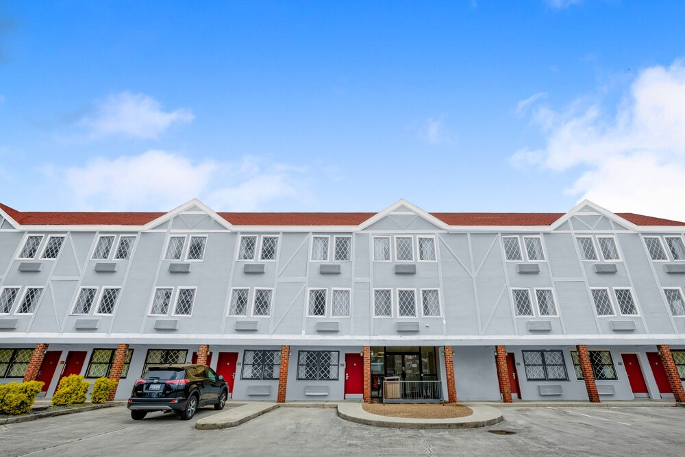 Hotel Manteo - photo 96