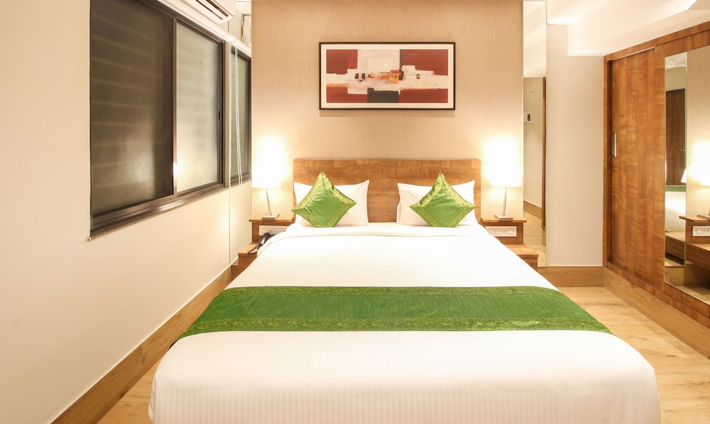 Treebo Elite Residency 2 Kms From Railway Station