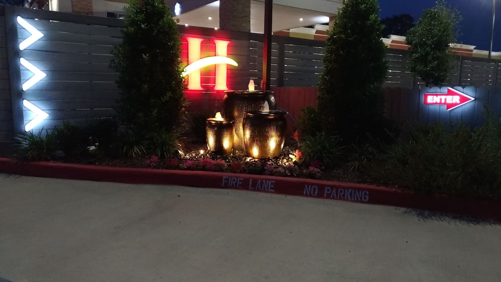 Haven Inn & Suites Downtown Houston - photo 34