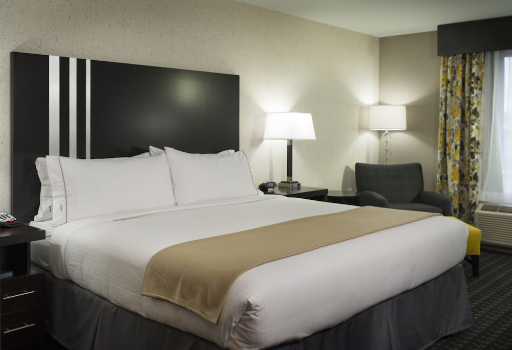 Holiday Inn Express & Suites Madison Central by IHG - photo 9