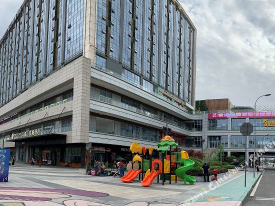 Snail Hotel - carbon neutral hotel in Chengdu