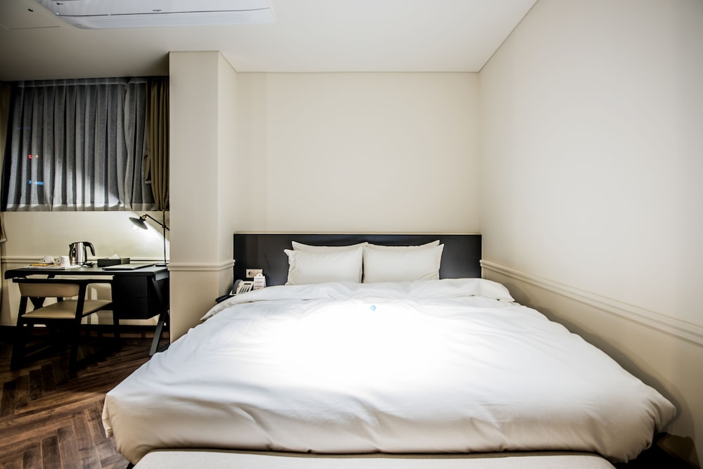 Rivertain Hotel — Daegu — photo 4