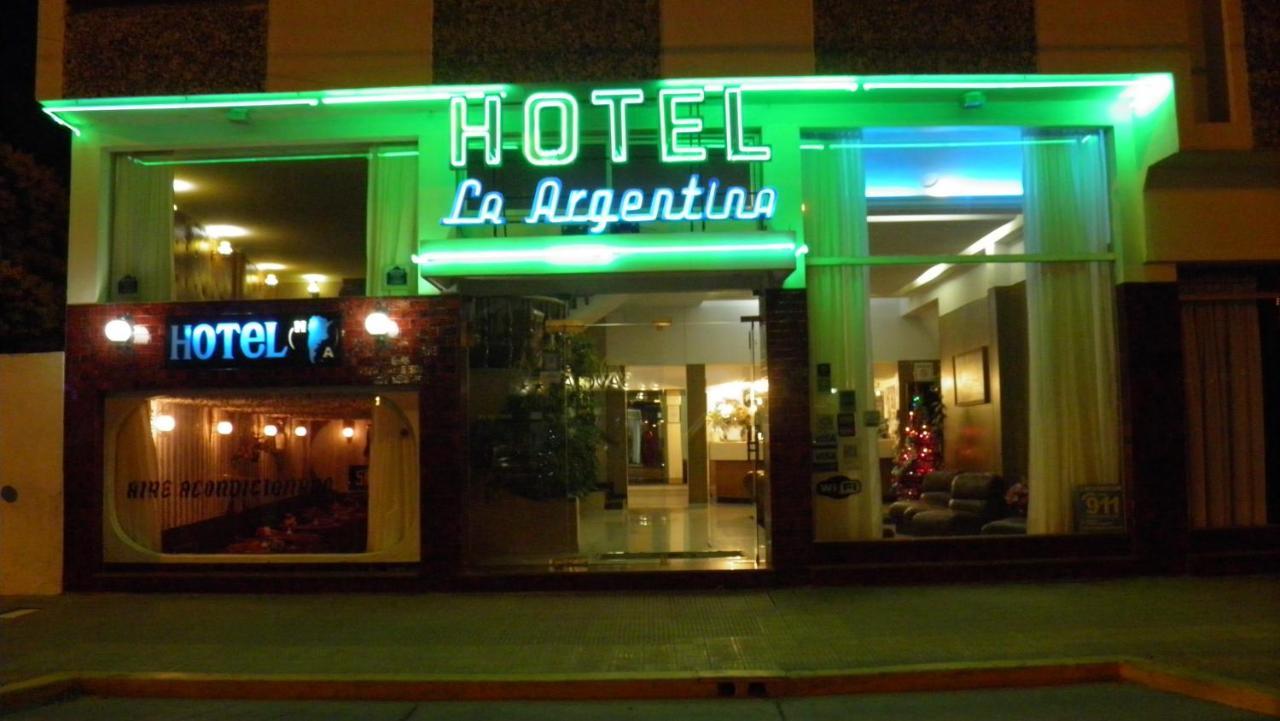 Hotel La Argentina in San Clemente Del Tuyu, Argentina