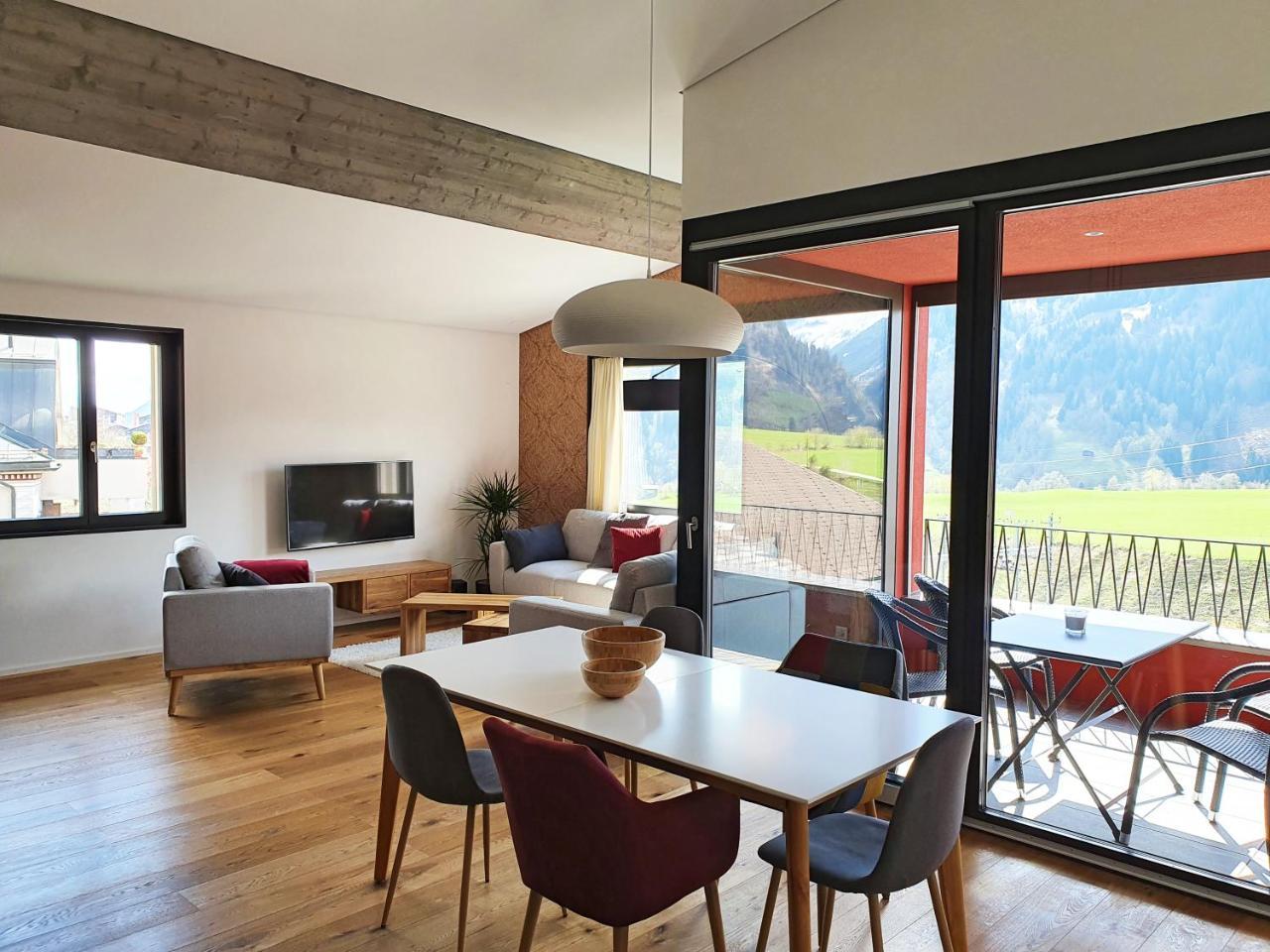 3 5 Zimmer Dachwohnung: Modern Komfortabel Zentral Mit Bergsicht — 4-Star Luxury Hotel in Disentis, Switzerland