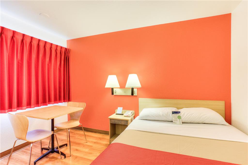 Motel 6 Tigard OR Portland South Lake Oswego - photo 23