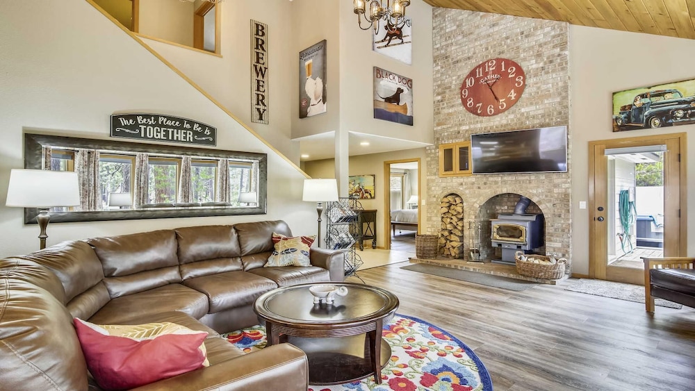 Conifer 10 in Bend, United States