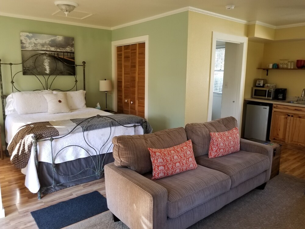 China Creek Cottages - photo 33