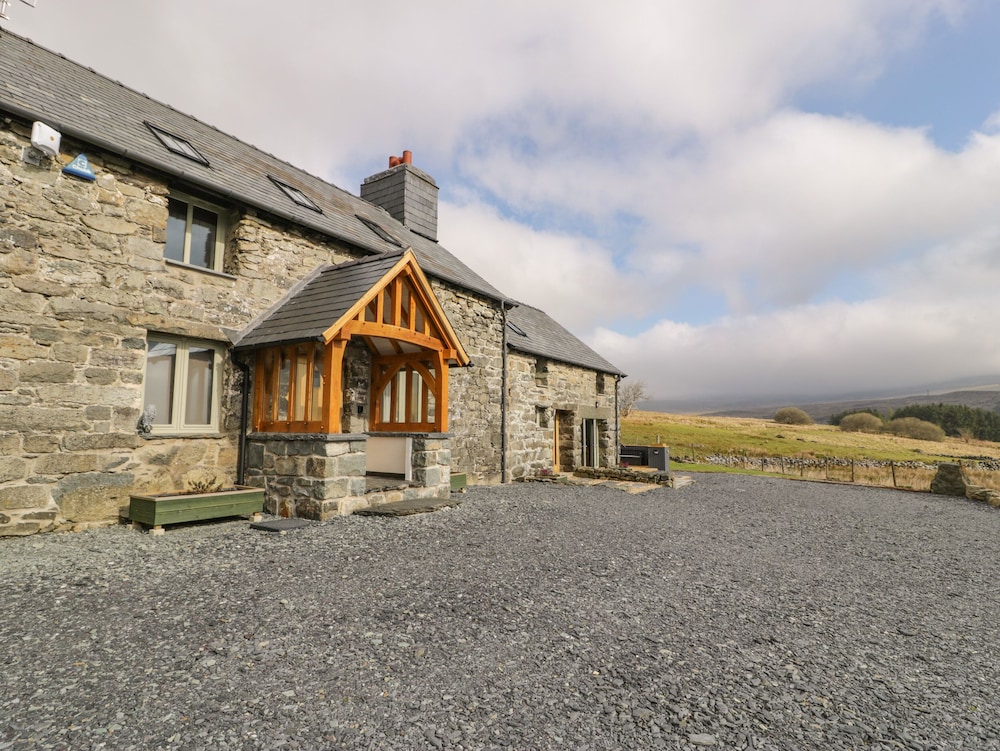 Hen Dy Craig Yr Ronwy in Bala, United Kingdom