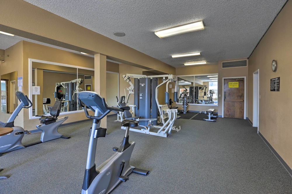 The Inn at Silver Creek Resort Retreat with Balcony - photo 16