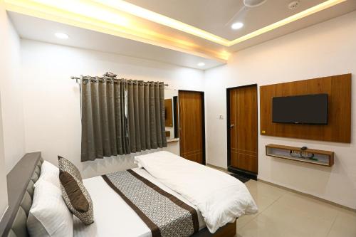 Hotel Green Villa in Surat, India