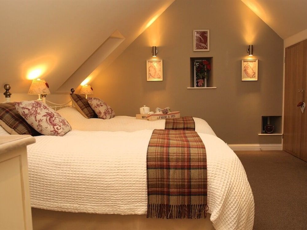 Plum Tree Cottage — 5-Star Luxury Hotel in Bishop Auckland, United Kingdom