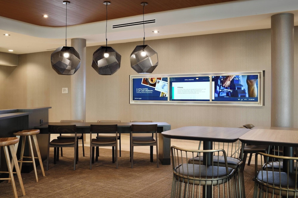 SpringHill Suites by Marriott Dallas DFW Airport South CentrePort - photo 2
