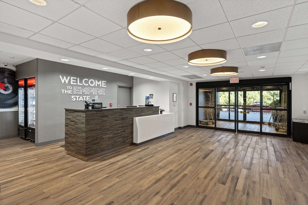 Hampton Inn & Suites Lake George - photo 9
