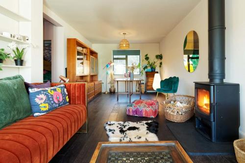 Kent Downs Cottage Modern Family Retreat near Canterbury — 4-Star Luxury Hotel in Canterbury, United Kingdom