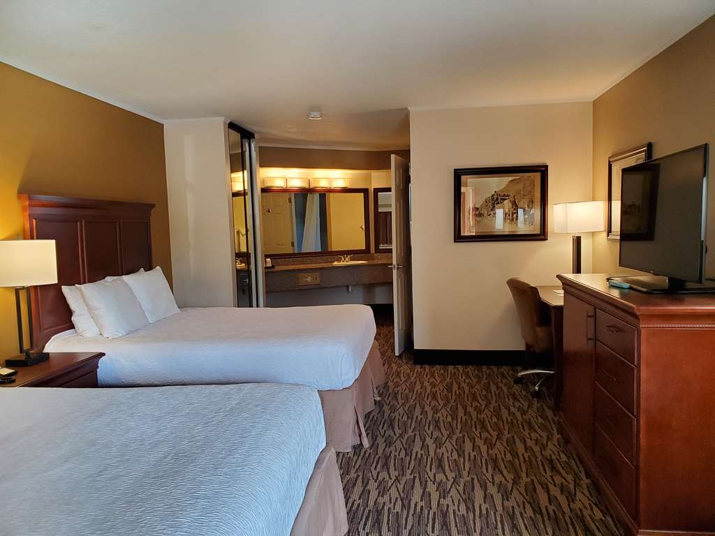 Best Western Plus Humboldt House Inn - photo 26