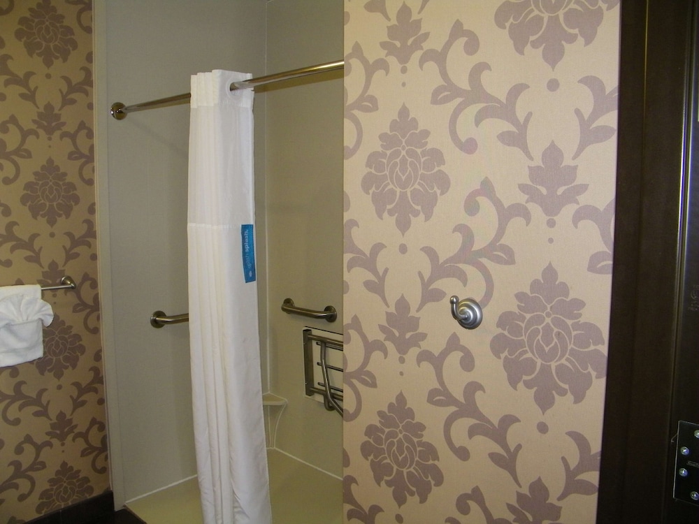 Hampton Inn & Suites Hope - photo 21