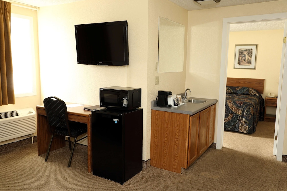 Northern Lights Inn Rugby - photo 14
