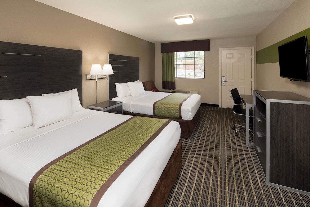 Clarion Pointe Athens I 65 - photo 14