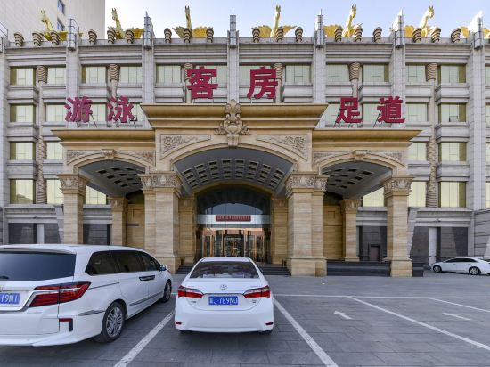Venice Water World Hotel — hotel in Renqiu