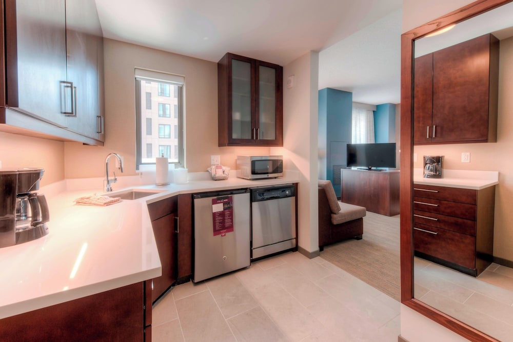 Residence Inn by Marriott Raleigh Downtown - photo 32