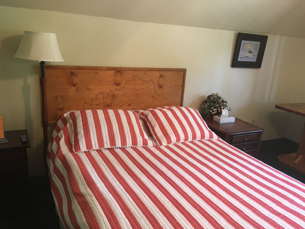 Big South Fork Trail Lodge - photo 5