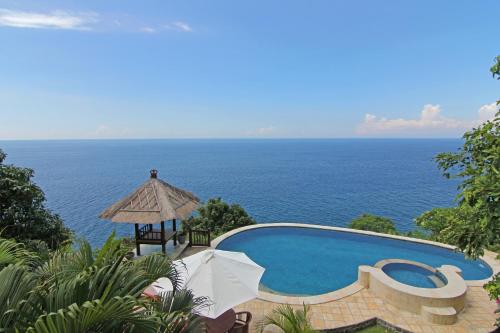 Villa Batu Tangga — 5-Star Luxury Hotel in Abang, Indonesia
