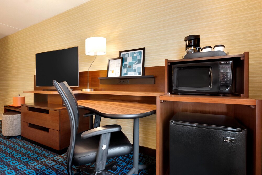 Fairfield Inn by Marriott Philadelphia Valley Forge - photo 7