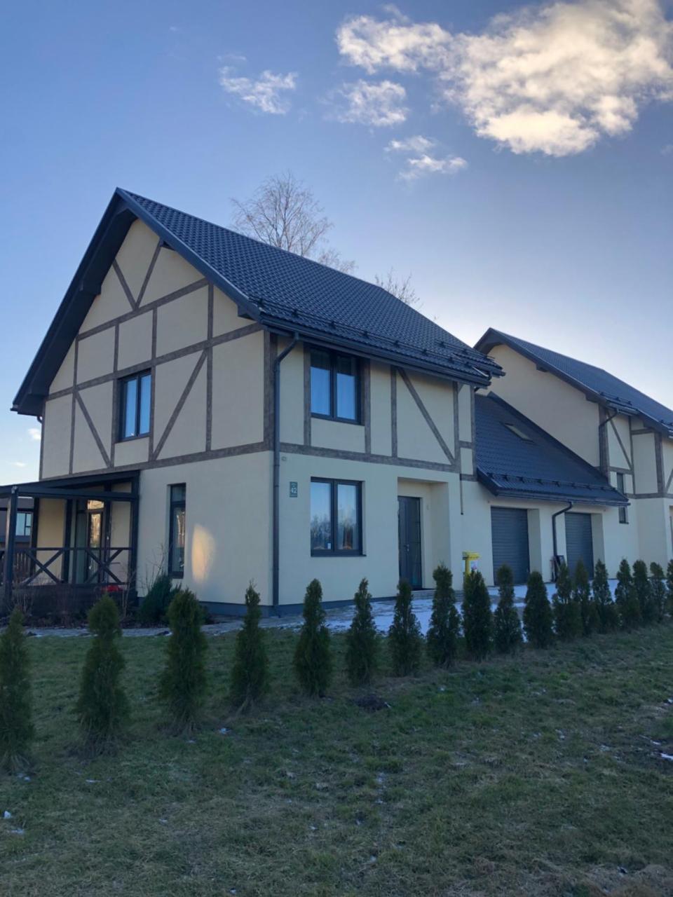 Family House Marupe — 4-Star Luxury Hotel in Marupe, Latvia