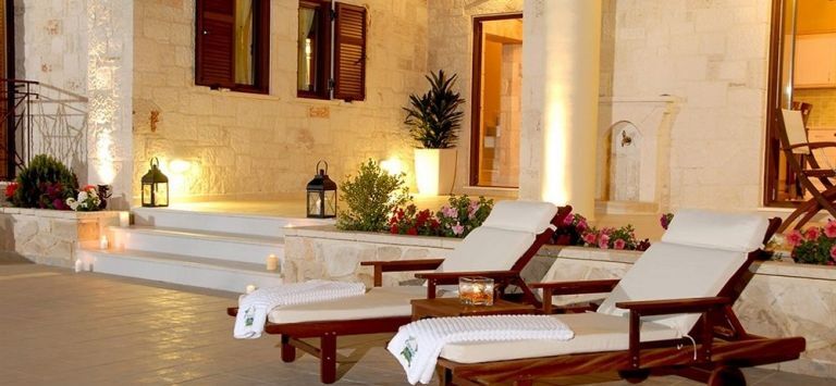 Emerald Deluxe Villas — 5-Star Luxury Hotel in Zakynthos, Greece