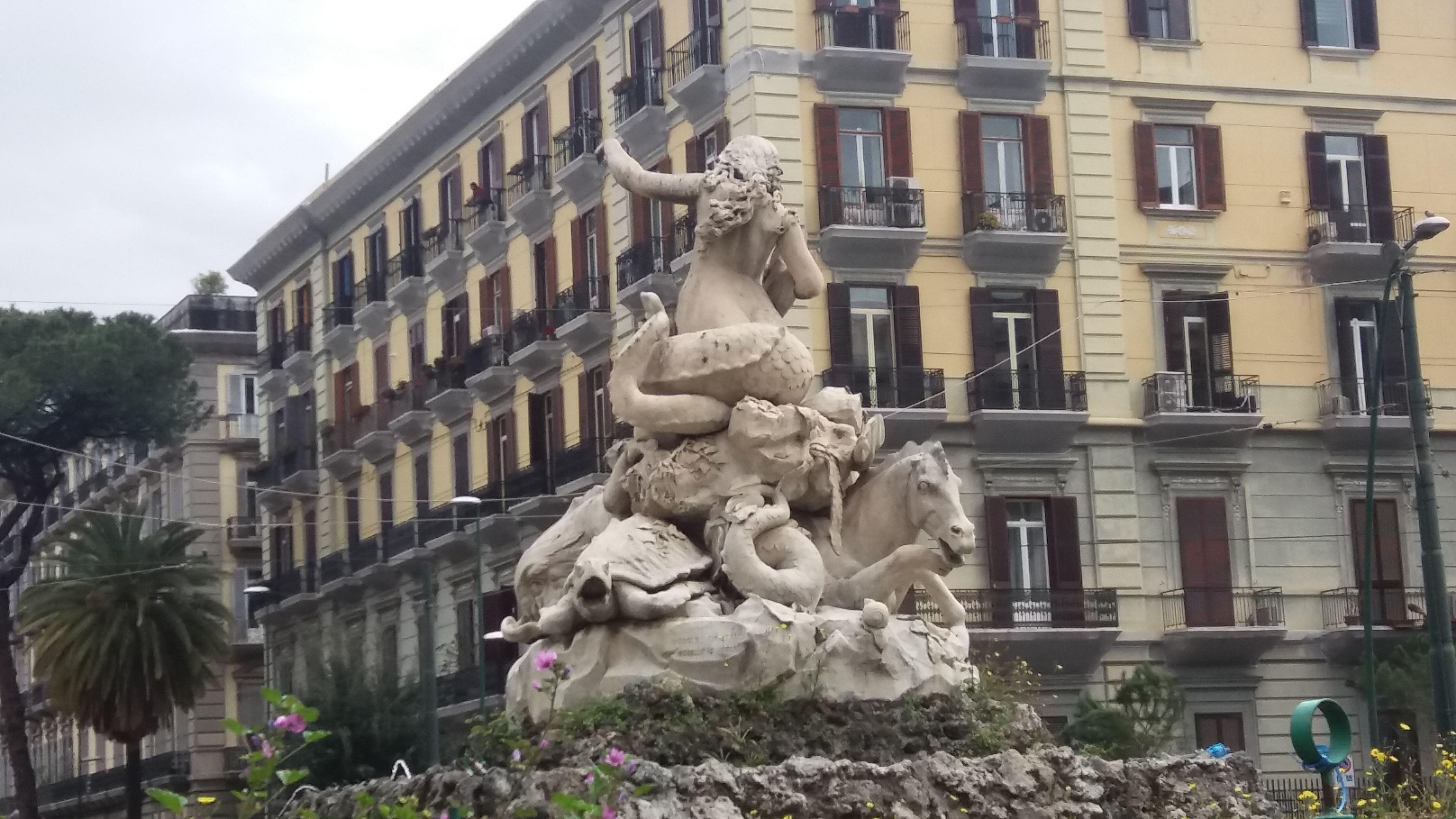 Casa Vacanze Sannazzaro 70 — 4-Star Luxury Hotel in Naples, Italy