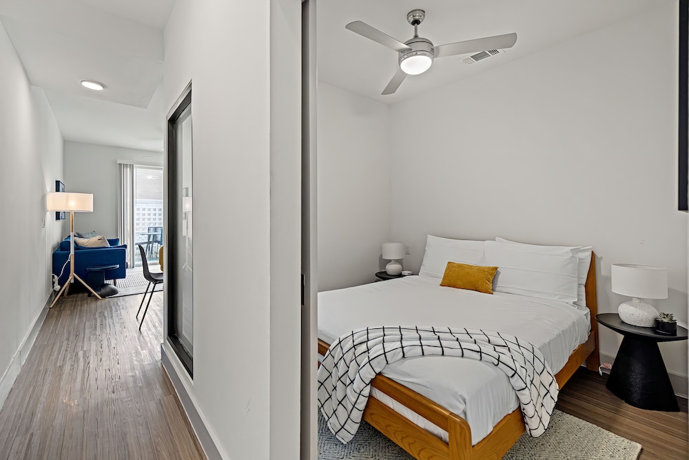 Placemakr Downtown Austin - photo 21