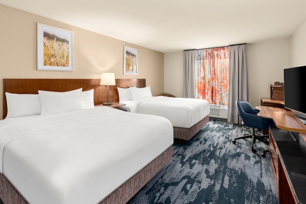Fairfield Inn & Suites by Marriott San Antonio Market Square - photo 12