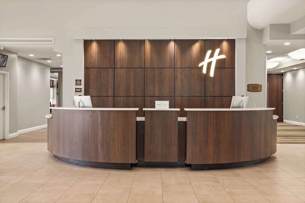 Holiday Inn Baton Rouge College Drive I 10 by IHG - photo 3