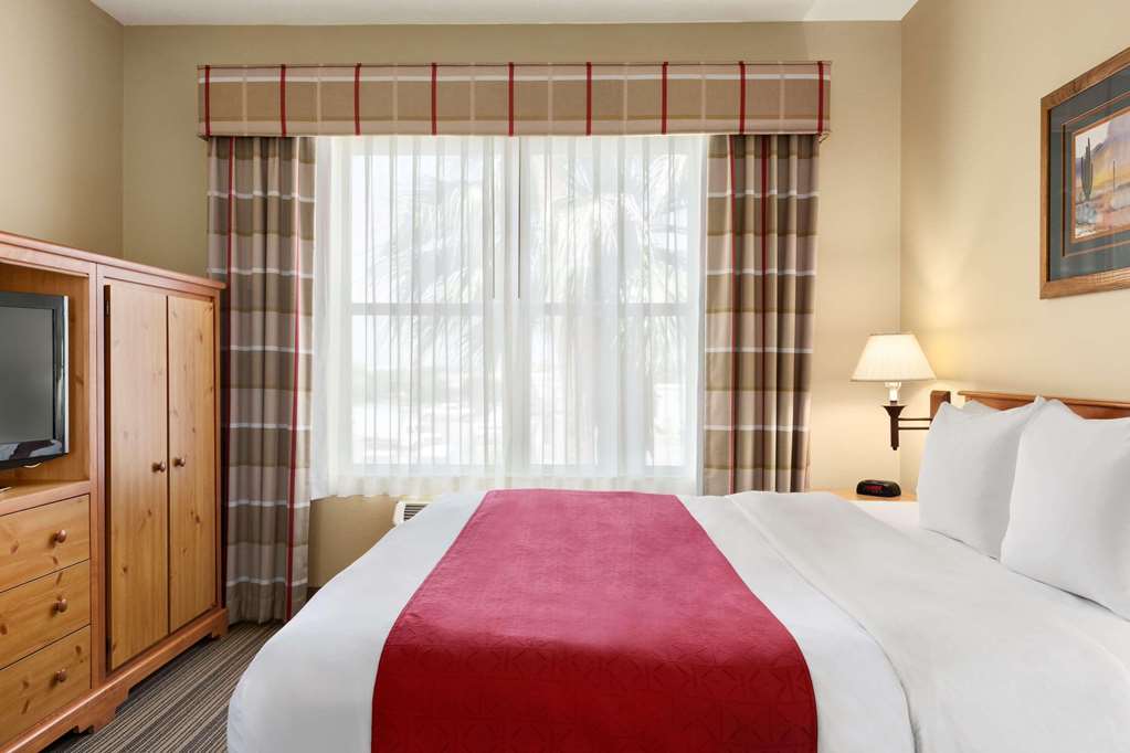 Country Inn & Suites by Radisson Tucson Airport AZ - photo 18
