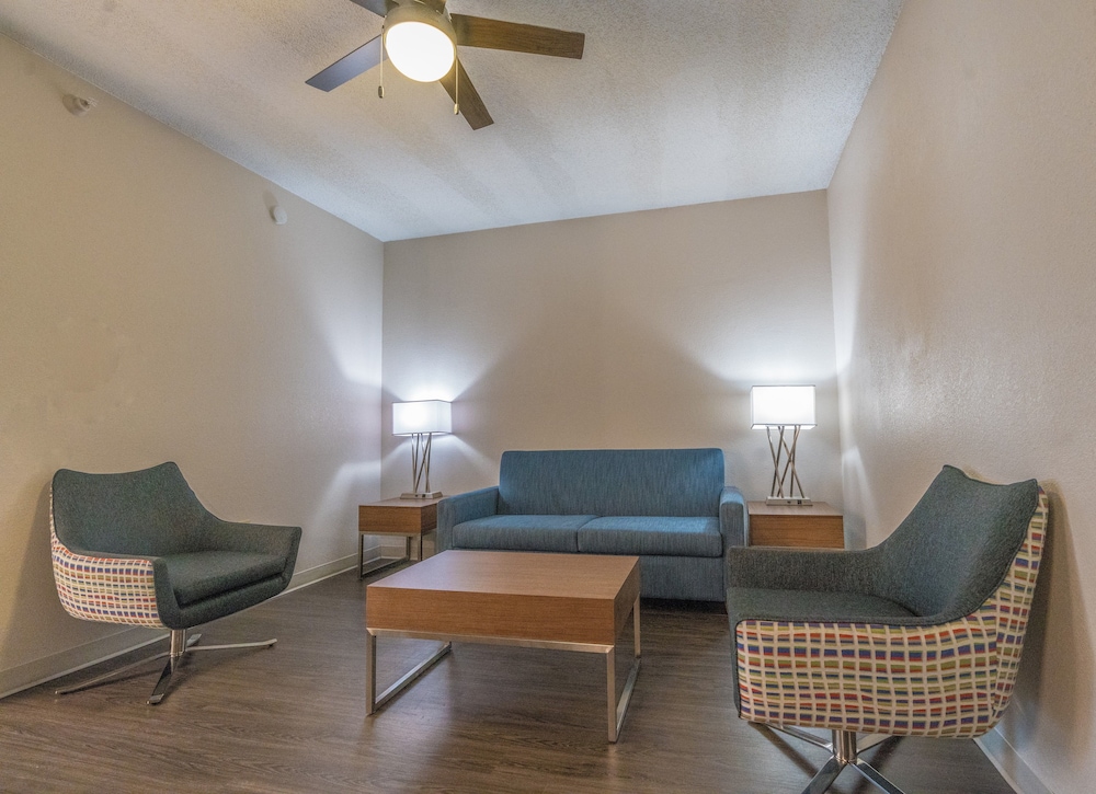 Holiday Inn Express & Suites Nashville Brentwood I 65 by IHG - photo 3